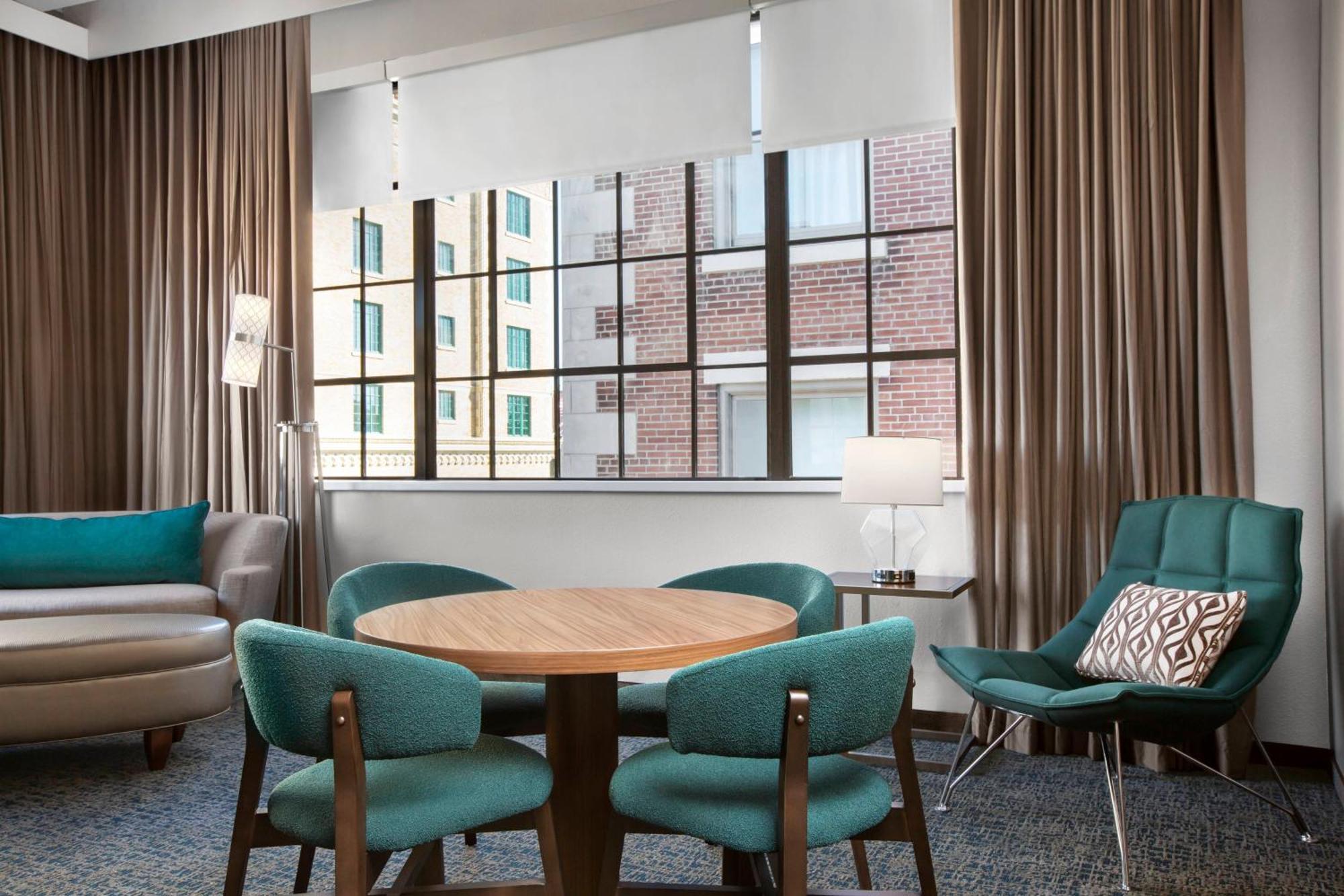 Courtyard By Marriott Cape Girardeau Downtown Hotel Exterior foto